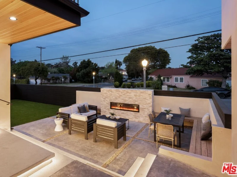 USA private residence outdoor patio and BBQ area material reference by George Group