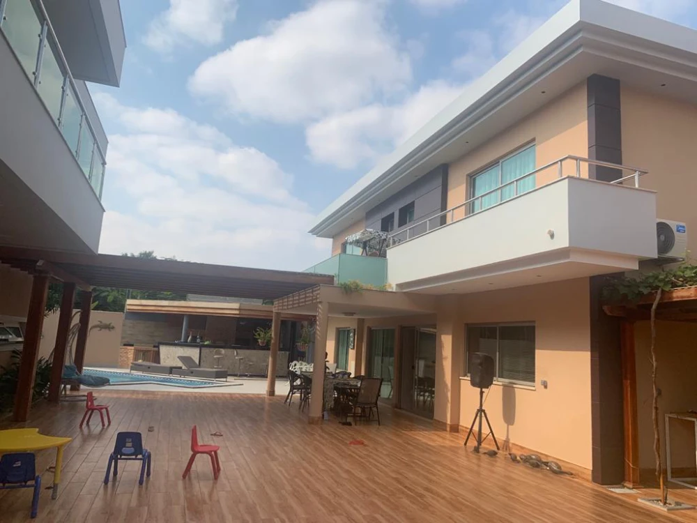 Villa project exterior courtyard