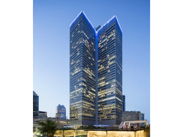 Montreal Fairmont Queen Elizabeth hotel building exterior project reference