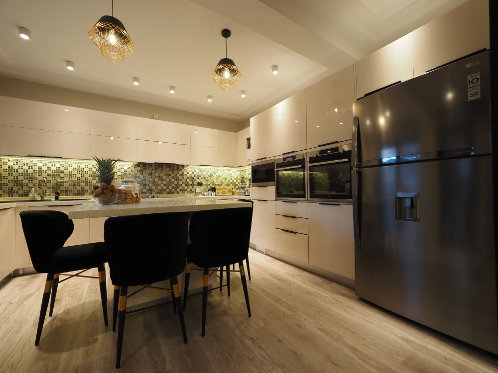 Hotel apartment kitchenette cabinet
